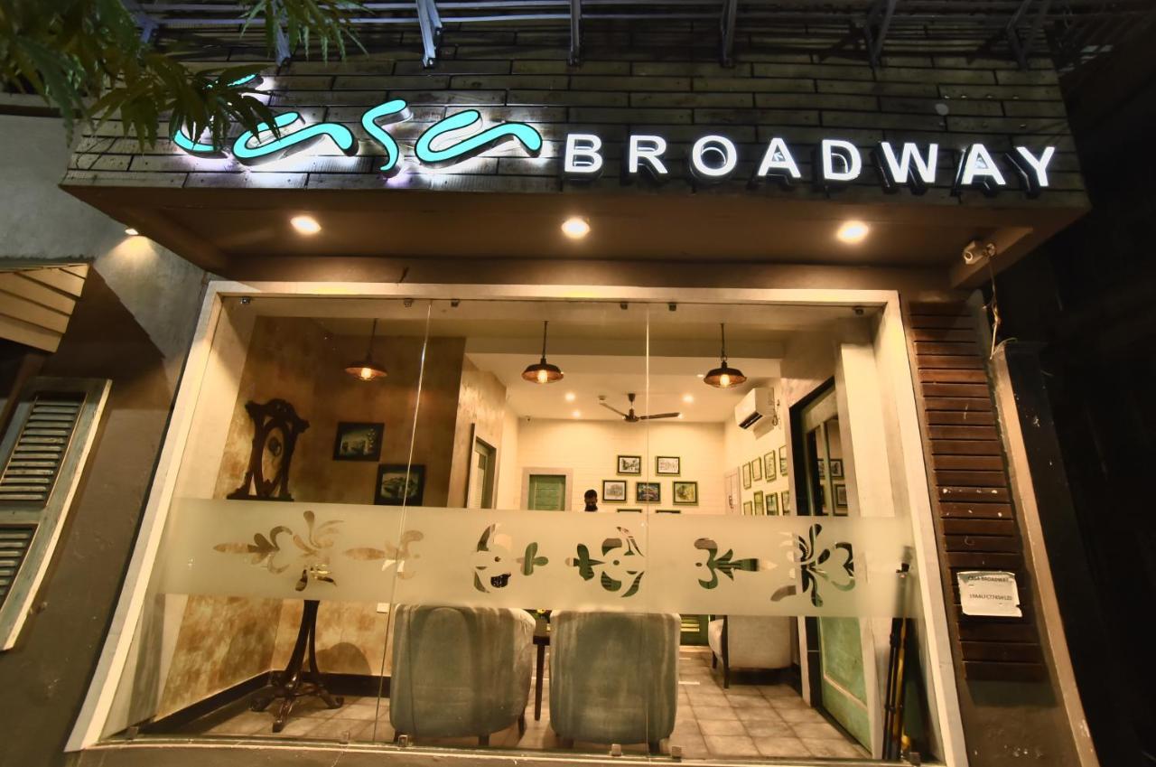 Casa Broadway-A Boutique Hotel Calcutá Exterior foto